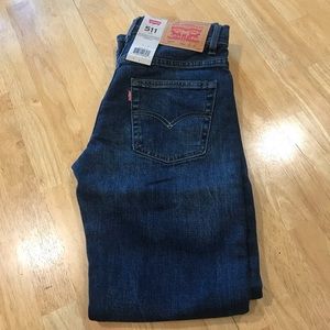 LEVIS NWT BOY JEANS